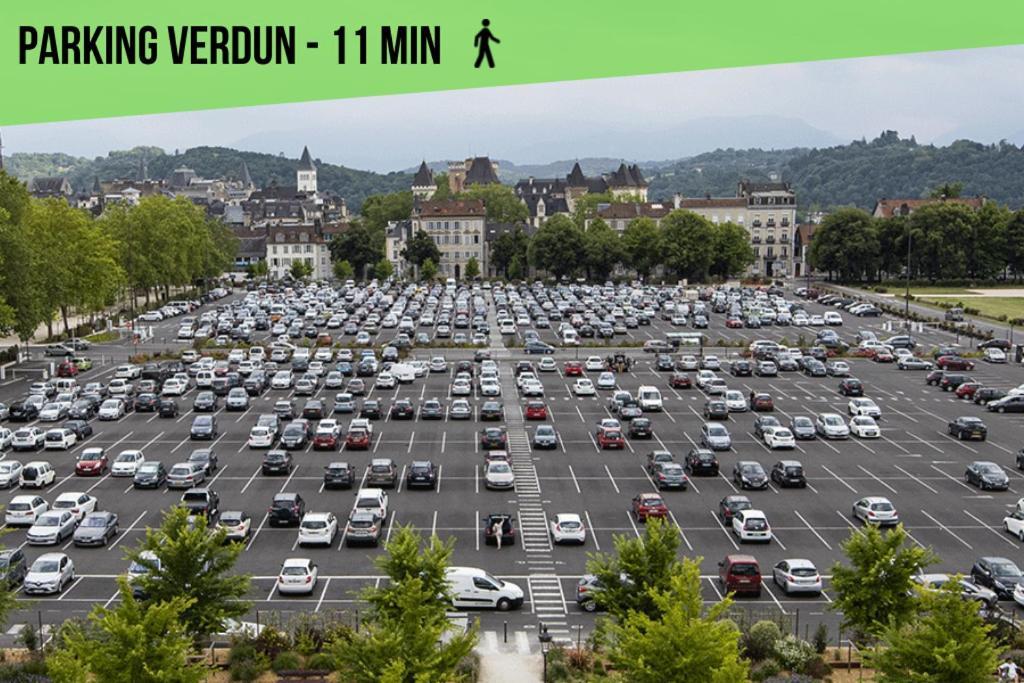 IDEAL PRO - 10min gare - Hypercentre - WIFI - Longuedurée Pau Esterno foto